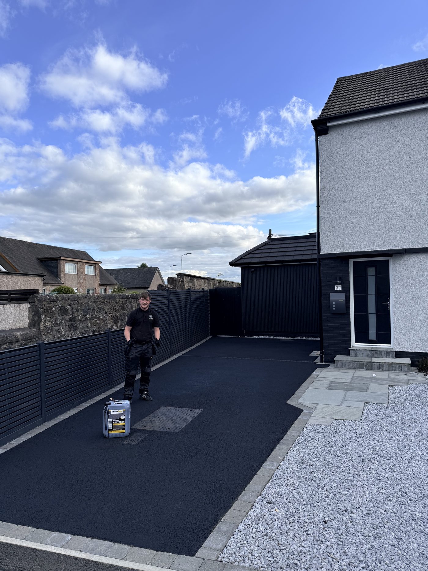 Tarmac driveway restoration